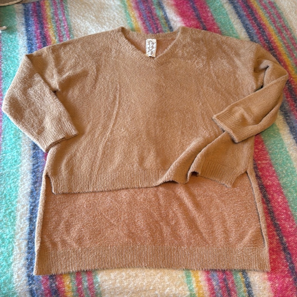 Sadie & Sage Soft Fuzzy Sweater Medium Asymetrical Camel